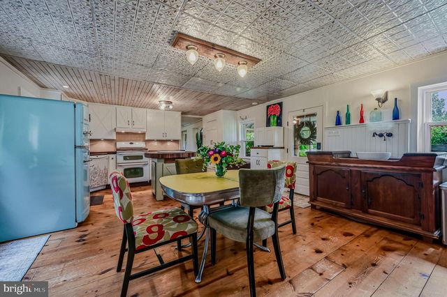 49 ROLLING GREEN LN, Elkton, MD 21921