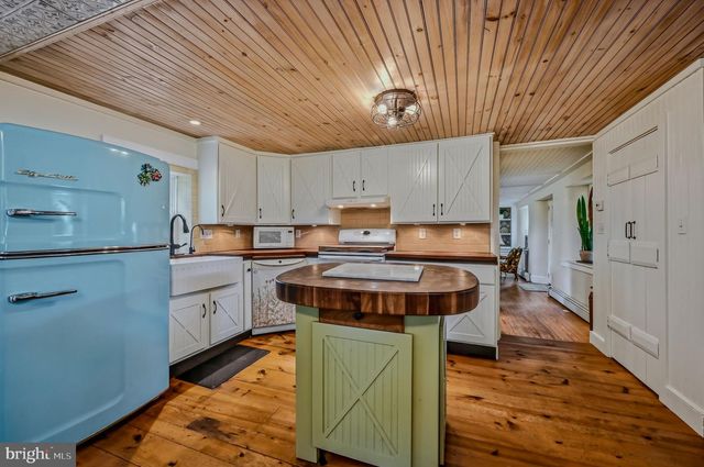 49 ROLLING GREEN LN, Elkton, MD 21921
