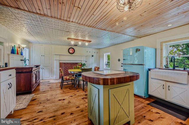 49 ROLLING GREEN LN, Elkton, MD 21921