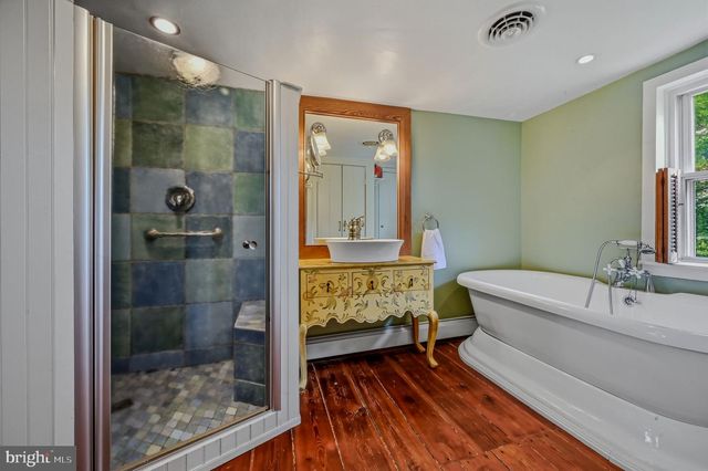 49 ROLLING GREEN LN, Elkton, MD 21921