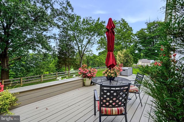 49 ROLLING GREEN LN, Elkton, MD 21921