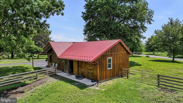 49 ROLLING GREEN LN, Elkton, MD 21921