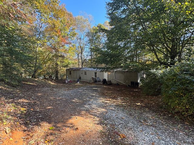 1107 Orchard Road, Ellijay, GA 30540