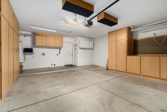 8534 W HATCHER Road, Peoria, AZ 85345