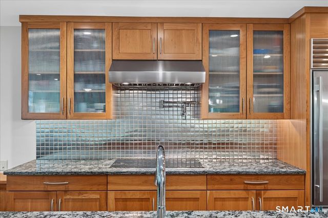 31 Book Hill Road, Essex, CT 06426