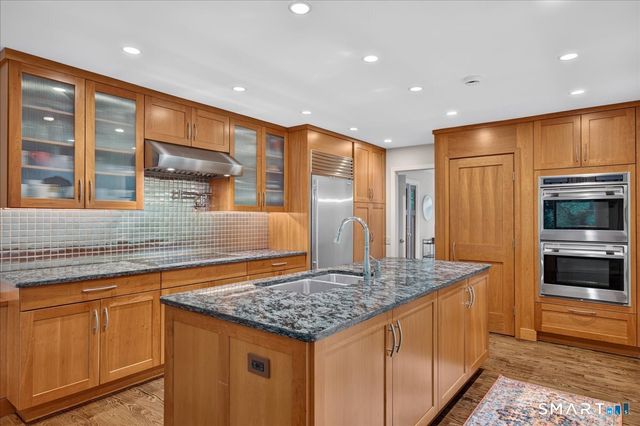 31 Book Hill Road, Essex, CT 06426