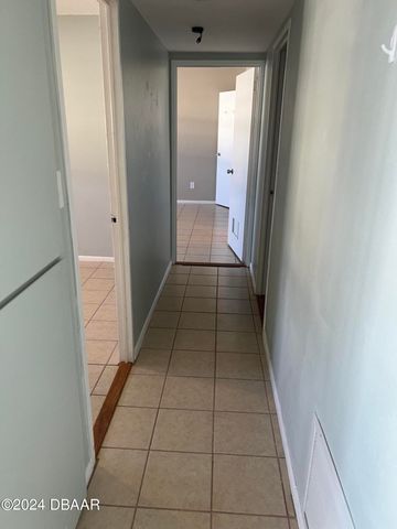 1224 S Peninsula Dr Apt 620, Daytona Beach, FL 32118