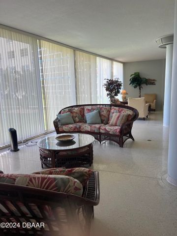 1224 S Peninsula Dr Apt 620, Daytona Beach, FL 32118