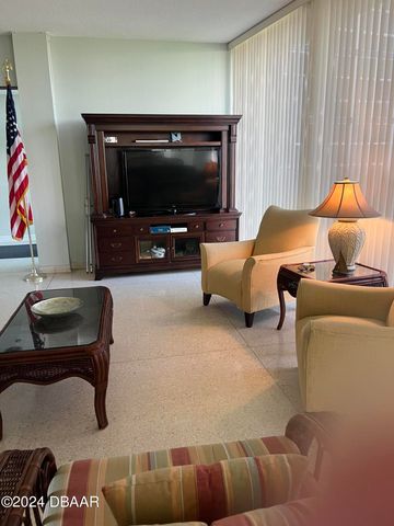 1224 S Peninsula Dr Apt 620, Daytona Beach, FL 32118