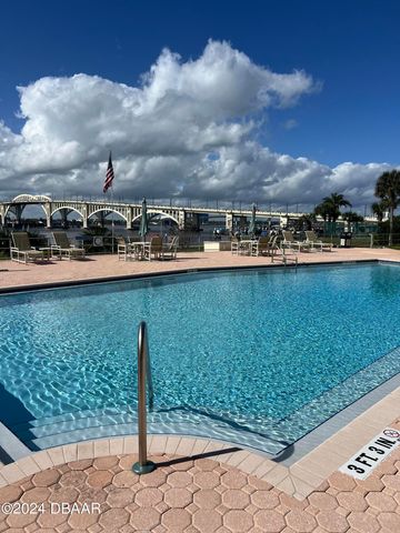 1224 S Peninsula Dr Apt 620, Daytona Beach, FL 32118