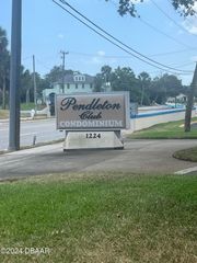 1224 S Peninsula Dr Apt 620, Daytona Beach, FL 32118