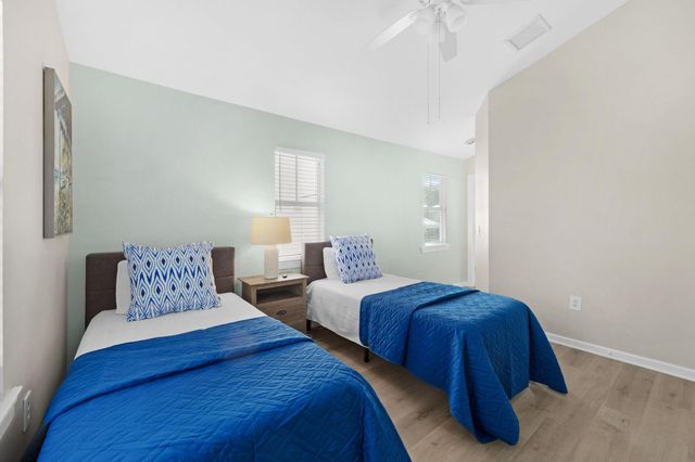 31 Coral Way, Stock Island, FL 33040