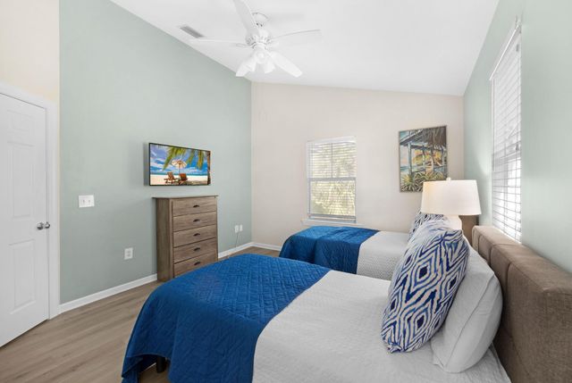 31 Coral Way, Stock Island, FL 33040