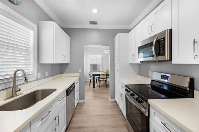 31 Coral Way, Stock Island, FL 33040