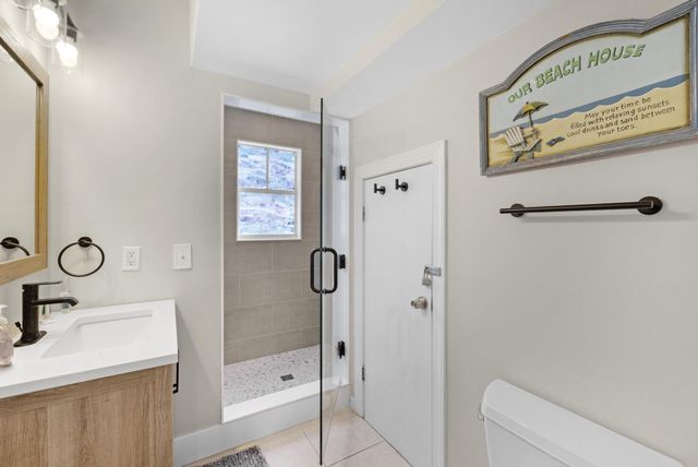 31 Coral Way, Stock Island, FL 33040