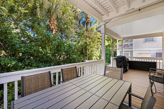 31 Coral Way, Stock Island, FL 33040