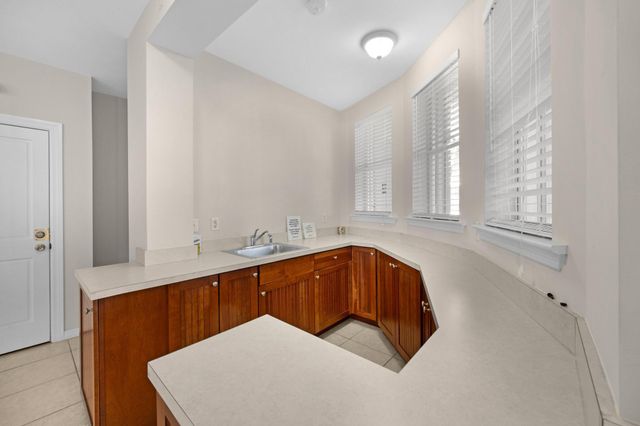 31 Coral Way, Stock Island, FL 33040