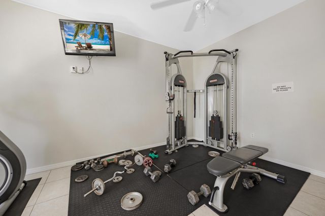 31 Coral Way, Stock Island, FL 33040