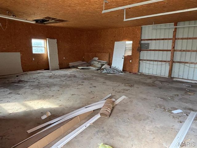 54043 Haden Place, New London, MO 63459