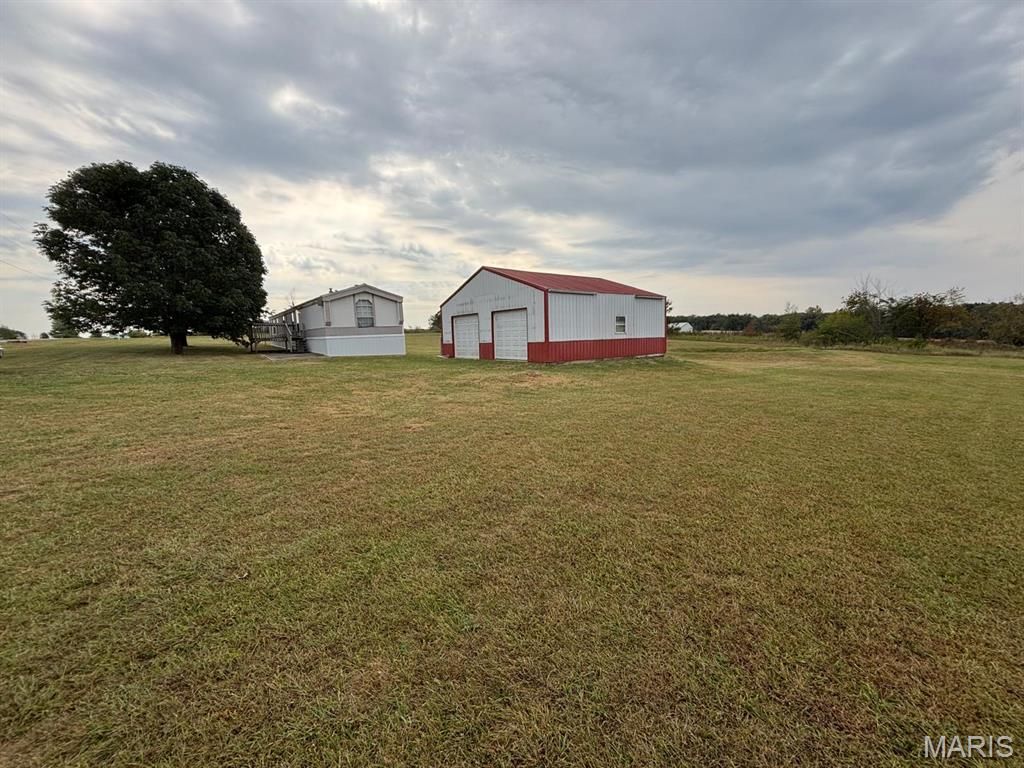 54043 Haden Place, New London, MO 63459