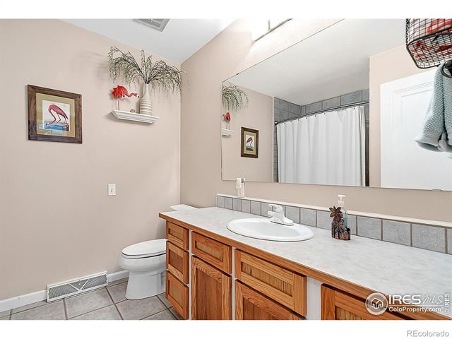 1470 71st Avenue, Greeley, CO 80634