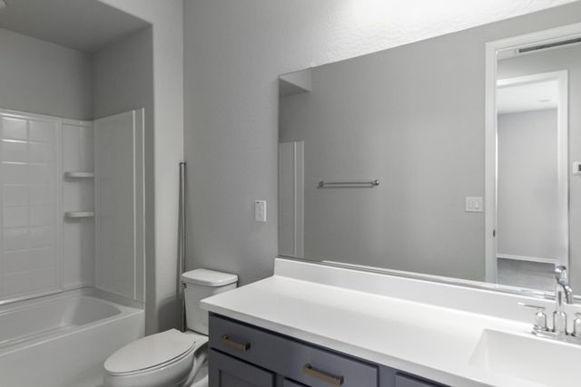 9027 W Missouri Avenue, Glendale, AZ 85305