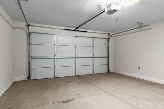 9027 W Missouri Avenue, Glendale, AZ 85305