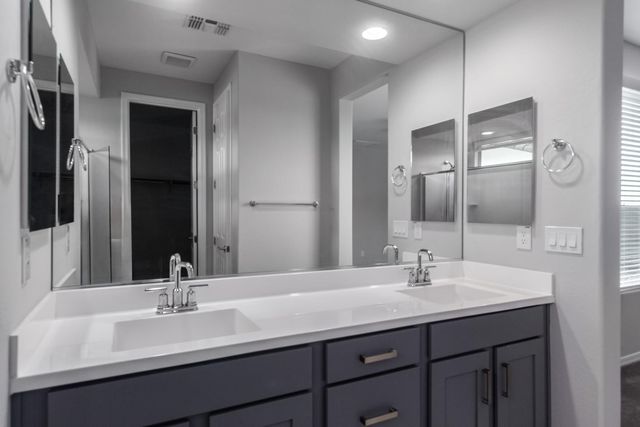9027 W Missouri Avenue, Glendale, AZ 85305