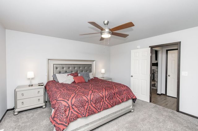 8853 Meadowlark Parkway, Horace, ND 58047