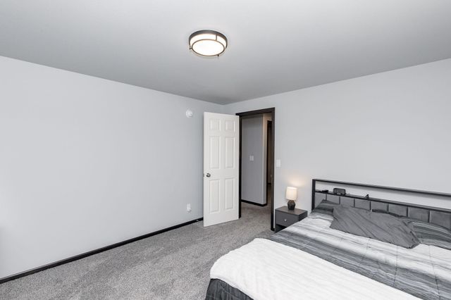 8853 Meadowlark Parkway, Horace, ND 58047