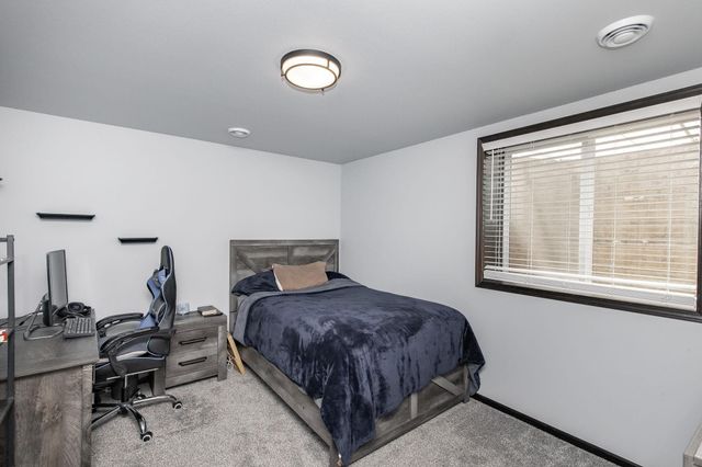 8853 Meadowlark Parkway, Horace, ND 58047