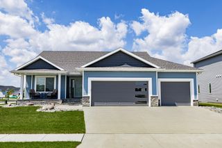 8853 Meadowlark Parkway, Horace, ND 58047