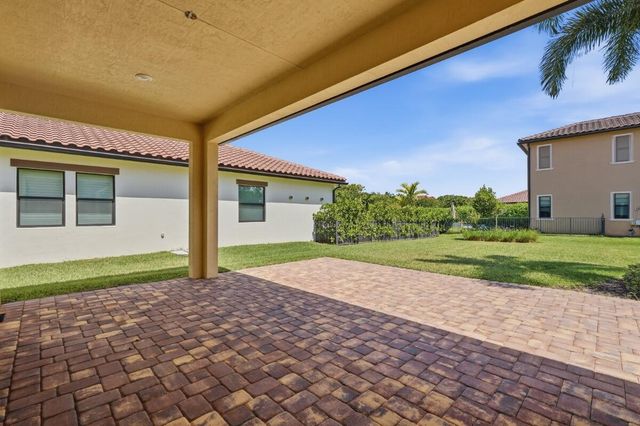 11760 Bayview Circle, Parkland, FL 33076