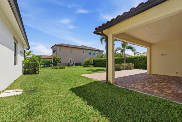 11760 Bayview Circle, Parkland, FL 33076