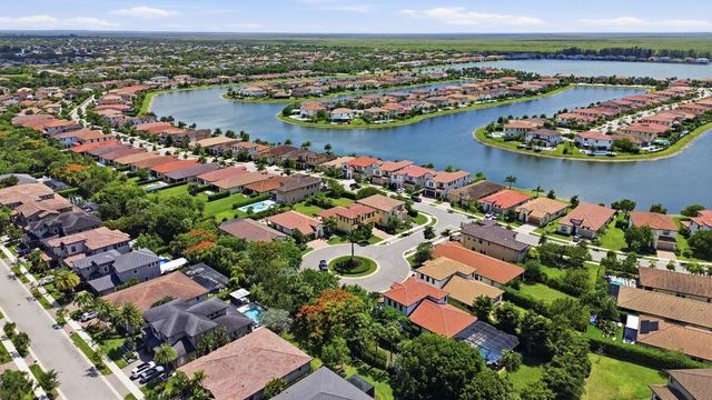 11760 Bayview Circle, Parkland, FL 33076