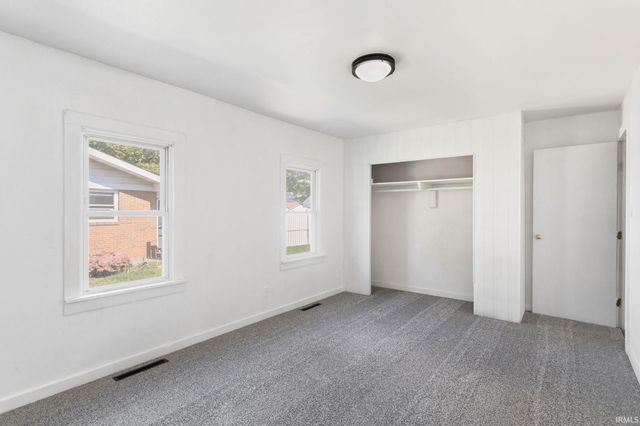 1010 S 15Th Street, Goshen, IN 46526