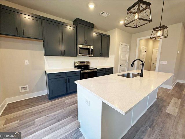 5704 Urban Village W, Tucker, GA 30084