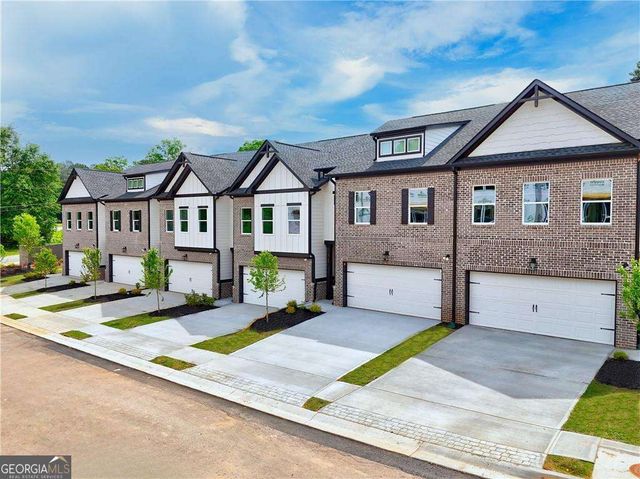 5704 Urban Village W, Tucker, GA 30084