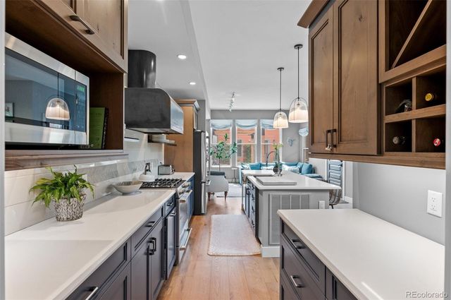 2880 Curtis Street, Denver, CO 80205