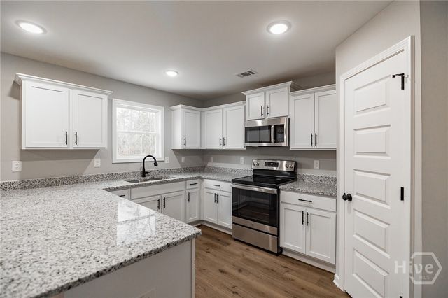 107 Berkeshire Court, Athens, GA 30606