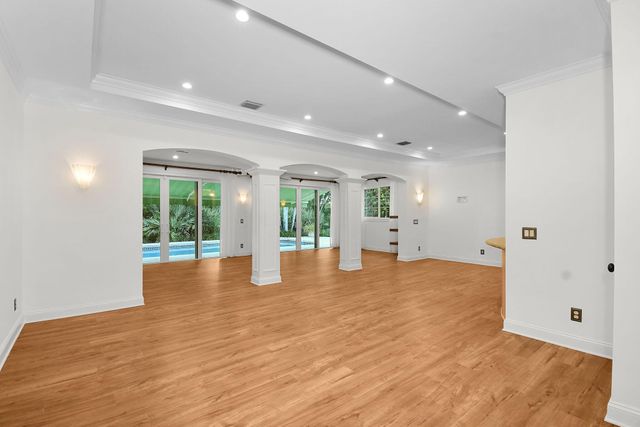 2 Castle Hill Way, Sewalls Point, FL 34996