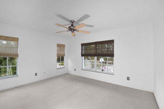 2 Castle Hill Way, Sewalls Point, FL 34996