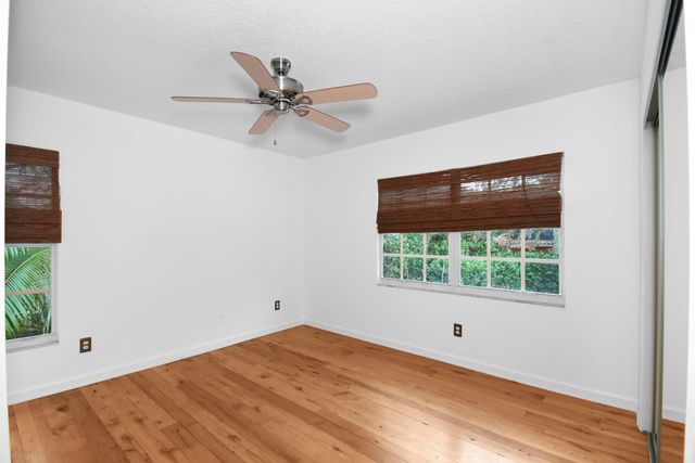 2 Castle Hill Way, Sewalls Point, FL 34996