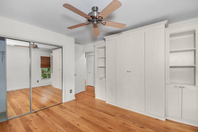 2 Castle Hill Way, Sewalls Point, FL 34996