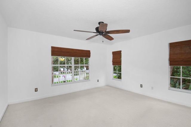 2 Castle Hill Way, Sewalls Point, FL 34996