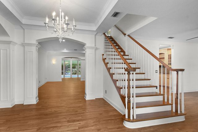 2 Castle Hill Way, Sewalls Point, FL 34996