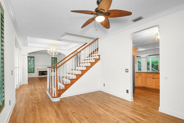 2 Castle Hill Way, Sewalls Point, FL 34996