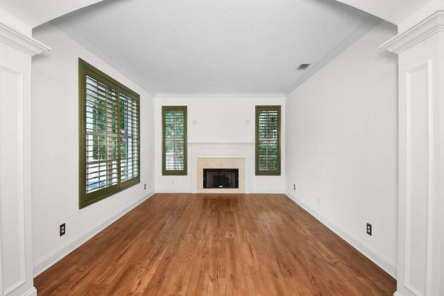 2 Castle Hill Way, Sewalls Point, FL 34996