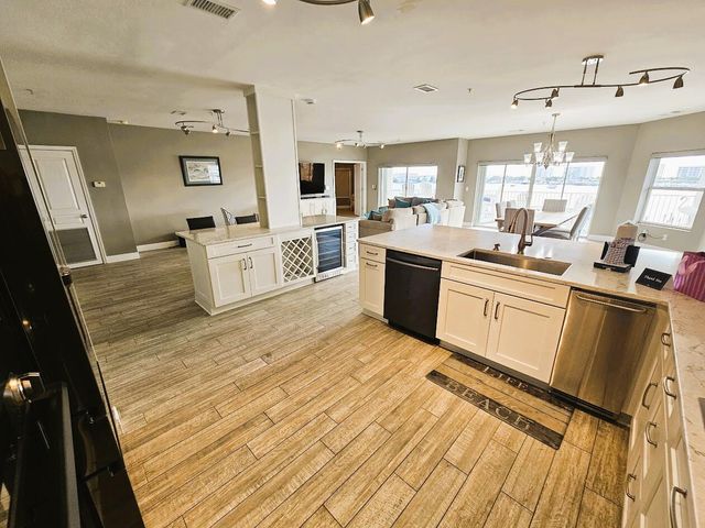 212 Harbor Boulevard 301, Destin, FL 32541