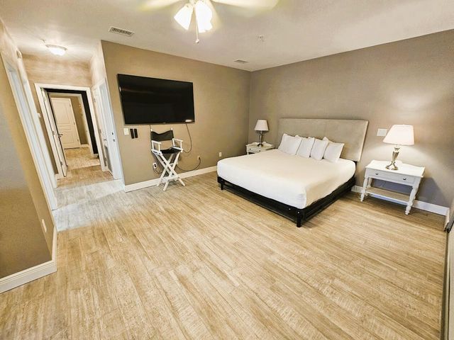 212 Harbor Boulevard 301, Destin, FL 32541